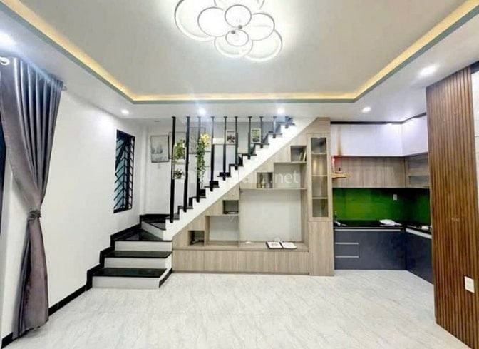 Chủ ngộp NH cần bán vội nhà mặt tiền đường Phạm Hùng, Q8 giá 1tỷ520tr