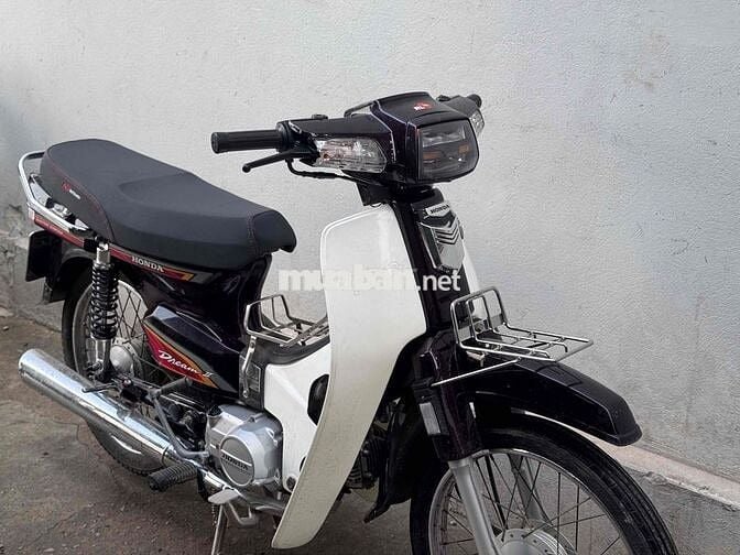 Honda Dream Thái Đen, Trắng