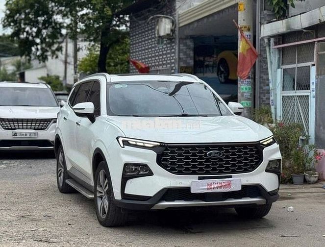 Ford Territory Titanium X 2025 Trắng 3 vạn
