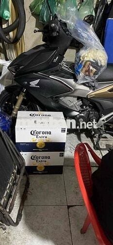 Cần 1 bạn phụ giao nước đá