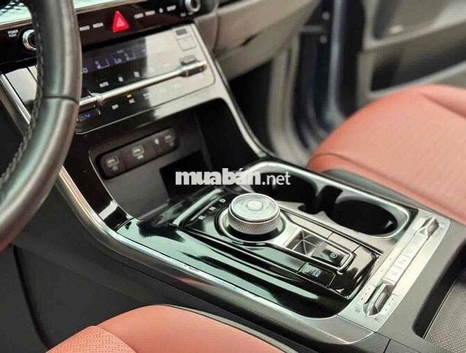 Kia Carnival 2.2D Signature 2022 Xanh ngọc
