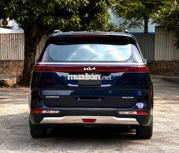 Kia Carnival 2.2D Signature 2022 Xanh Carvansite