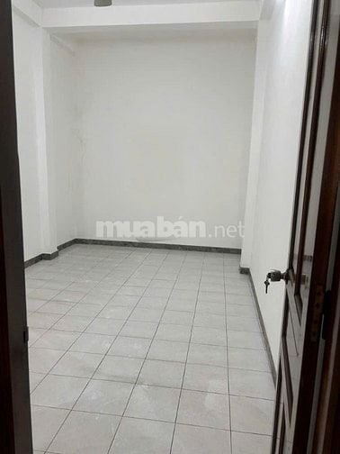 CĂN 1: CHO THUÊ NHÀ 4M(XH) VÕ VĂN KIỆT, P.5, Q.5, 15TR.