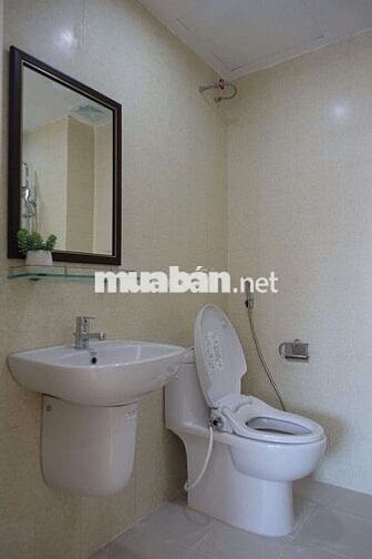 Căn hộ 2 phòng 60m2 bãi tắm Sơn Thủy