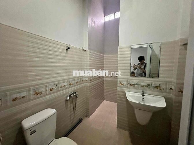 CHO THUÊ MBKD MẶT TIỀN TÔN THẤT THUYẾT - QUẬN 4 CÓ VỈA HÈ KD ĐA NGHỀ
