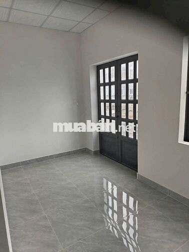 nhà 2 tầng 4,5❌20 3pn 2wc hẻm xe tải gần nhà thờ lạc quang giá còn tl