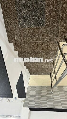 Cho thuê nhà 2pn hẻm xe hơi đường Phạm Văn Bạch Quận Tân Bình 