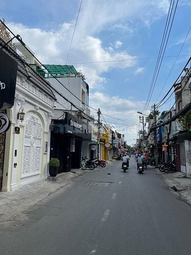 Hàng hiếm MẶT TIỀN CƯ XÁ BẮC HẢI P15 QUẬN 10. Được phép xe tải đậu đổ 