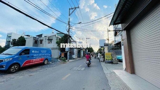 CHỈ 3.7 TỶ 4*13M KHU ĐỒNG BỘ XÂY 4 TẦNG - HẺM XE HƠI SONG HÀNH