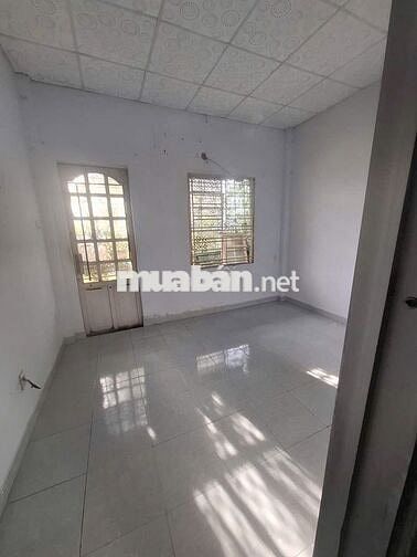Chủ cho thuê nhà đg xe hơi DT:40m2 giá 7tr/thg lầu HBC,TĐ