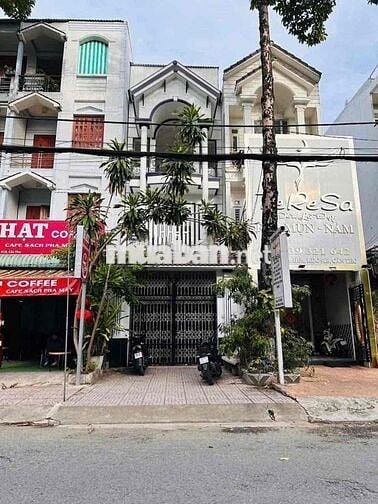CHỦ GỬI CHO THUÊ NHÀ TRỆT 2 LẦU MẶT TIỀN ĐƯỜNG NGUYỄN HIỀN