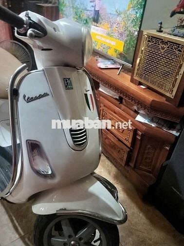 Piaggio Vespa LX 125 2014 Trắng. LH ***