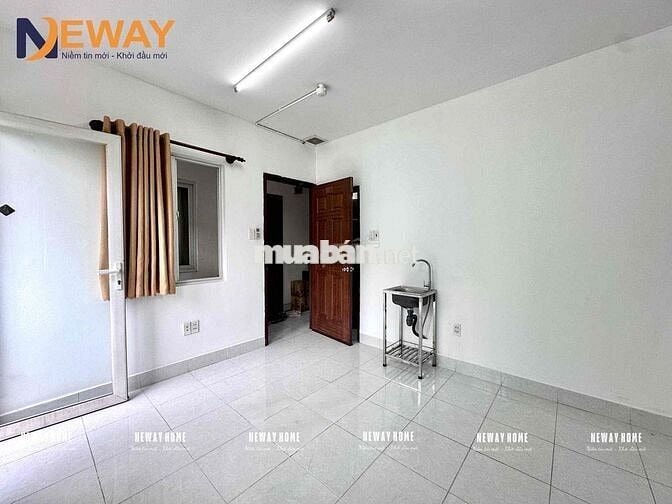 STUDIO BAN CÔNG GIÁ MỀM - KDC KIM SƠN - SÁT VÁCH TDTU