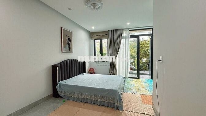CHO THUÊ NHÀ MỸ GIA GÓI 2 FULL NỘI THẤT 3 PHÒNG NGỦ GIÁ 25 TRIỆU/THÁNG