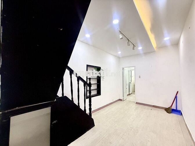 CHO THUÊ NHÀ KINH DOANH 2 TẦNG KHU PHỐ HÀN 