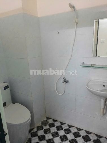 Cần bán nhà chợ đầu mối Bình Điền
