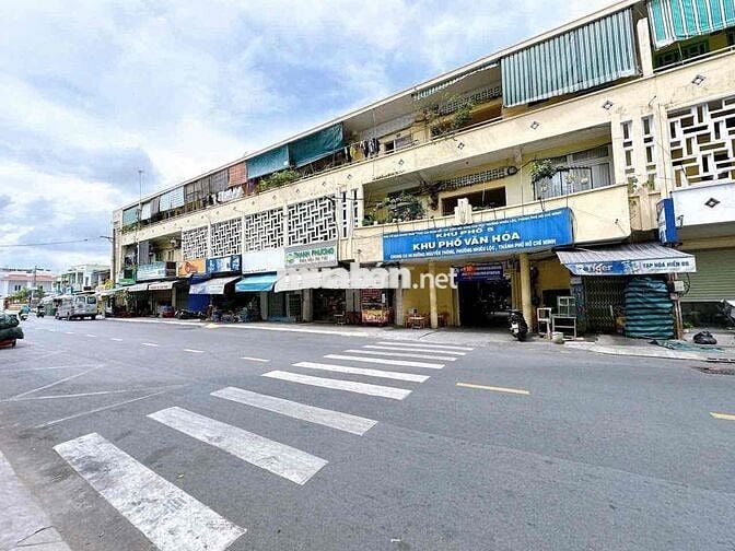 NHÀ MẶT TIỀN THỤT Q3  ĐƯỜNG NGUYỄN PHÚC NGUYÊN.  DT:          8m x 8m