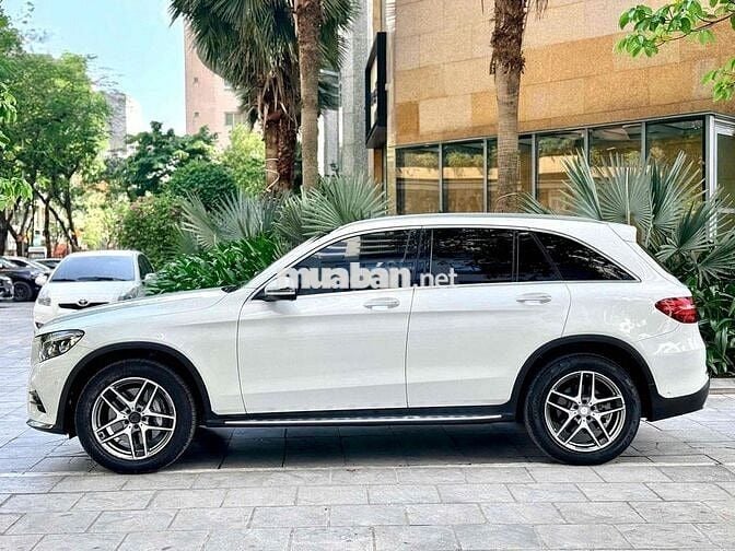 Mercedes-Benz GLC300 4Matic 2016 Trắng 64000 miles