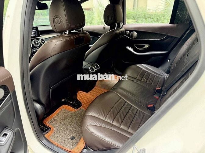 Mercedes-Benz GLC300 4Matic 2016 Trắng 64000 miles