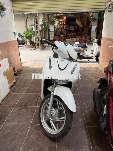 Honda SH 125i CBS 2026 Trắng