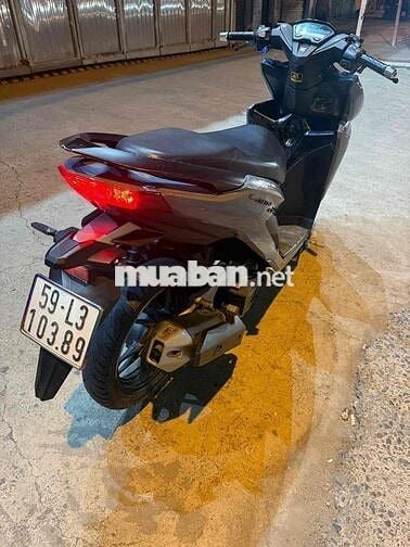 Honda Vario 150 mới 80%