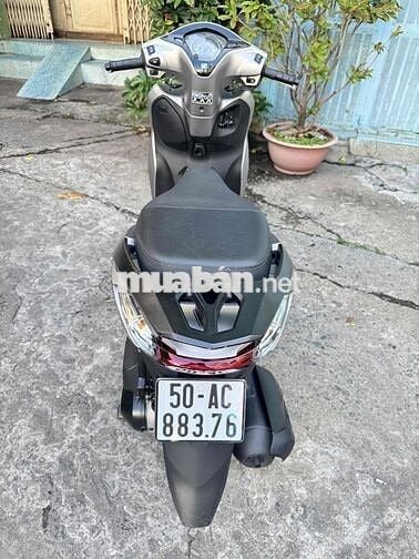 Honda Lead 12/2025 lướt có góp qua cửa hàng