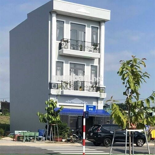 bán nhà chính chủ gần chợ Vĩnh Tân