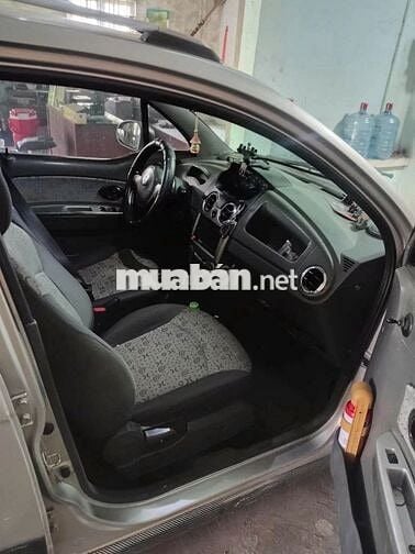 Chevrolet Spark 2010 Bạc 5 chỗ cũ