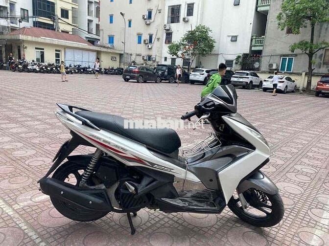 Honda Air Blade 125cc Trắng bạc Xe tay ga