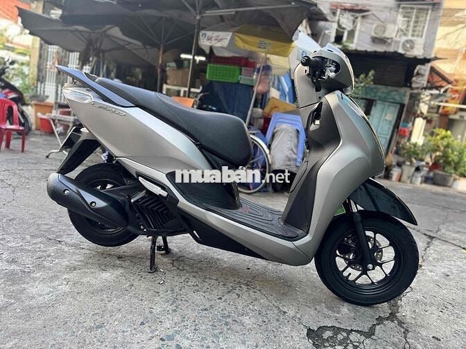Honda Lead 12/2025 lướt có góp qua cửa hàng