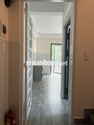 Cho thuê phòng lầu 1, nội thất cơ bản, 22m2
