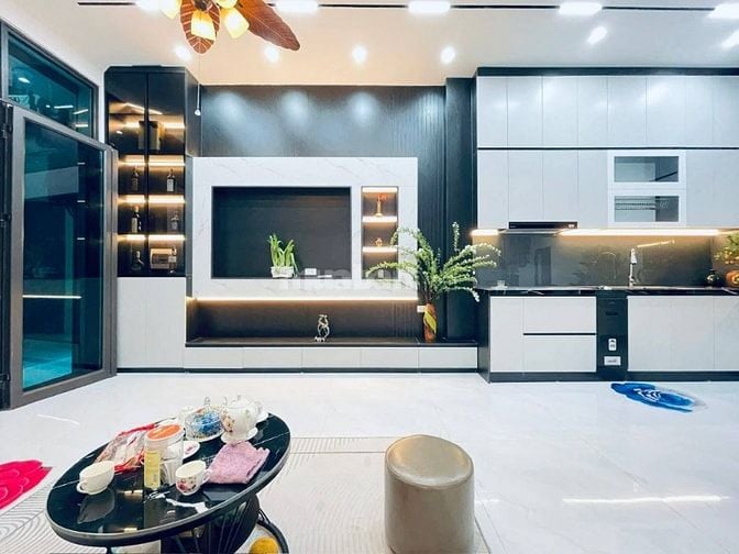 Bán Nhà Nguyễn Chính ,Tân Mai, Hoàng Mai 31m, 5 tầng, mt 4.2m, 8.9 tỷ
