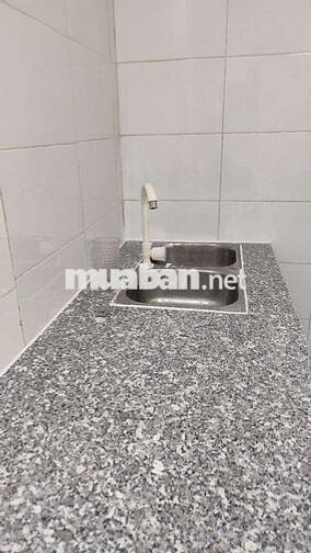Cho thuê nhà tập thể Kim đồng- Giải Phóng, mới sửa sơn nhà xong