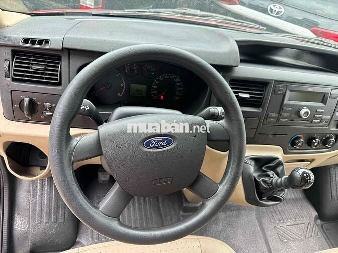 Ford Transit Luxury 2017 Đỏ 70000-80000 km