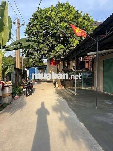 DÃY TRỌ 387M2 17 PHÒNG 2 KIOT ĐƯỜNG BÌNH CHUẨN 17 XE HƠI VÔ TẬN NƠI