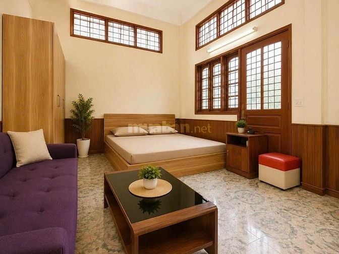 Bán nhà phố Ngọc Khánh 70m2, xây 5 tầng, nhà phân lô, đường ô tô tránh