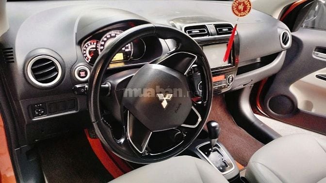 Mitsubishi 5 chỗ hatchback nhập Thái giá nhỉnh 200 triệu
