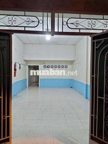 cần cho thuê gấp căn nhà 52m2 ngay Trung Tâm Quận Tân Phú.
