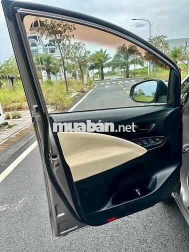 Bán Innova MT 2.0 2018 keo chỉ zin đẹp long lanh