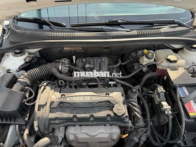 Chevrolet Cruze LT 2018 so Sàn Trắng