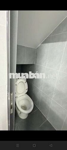 nhà mới xd 100% DT 3,6❌2️⃣2️⃣ trệt 2 lầu đúc BTCT, có Sân thượng,3️⃣pn to 