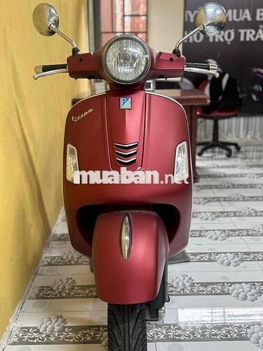 Piaggio Vespa GTS ABS Đỏ