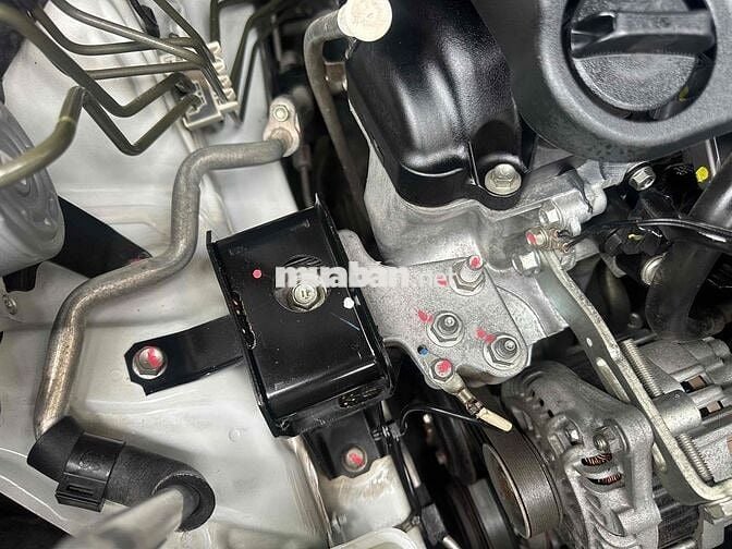 Mitsubishi Xpander Premium 2022 trăng Tự động