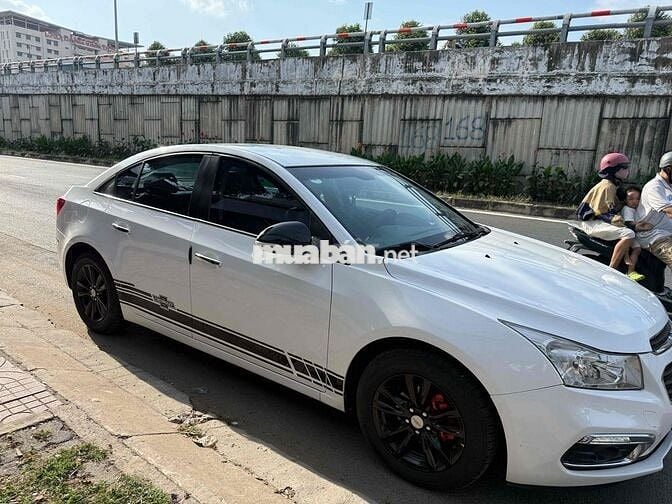 Chevrolet Cruze LT 2018 so Sàn Trắng
