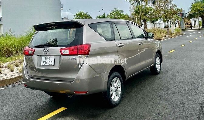 Bán Innova MT 2.0 2018 keo chỉ zin đẹp long lanh