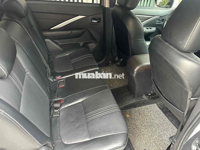 Mitsubishi Xpander Premium 2022 trăng Tự động