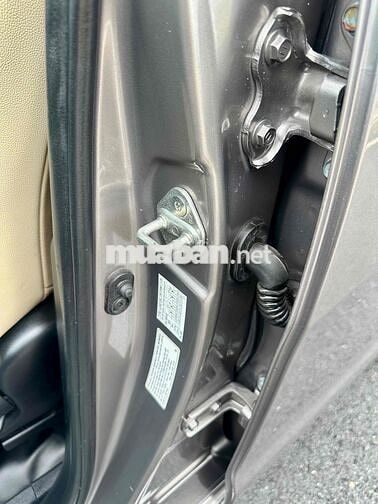 Bán Innova MT 2.0 2018 keo chỉ zin đẹp long lanh
