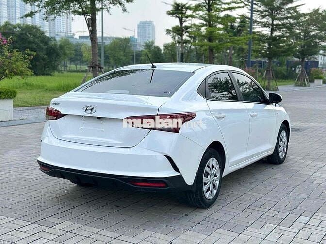 Hyundai Accent 2023 Số sàn 55000 km Trắng