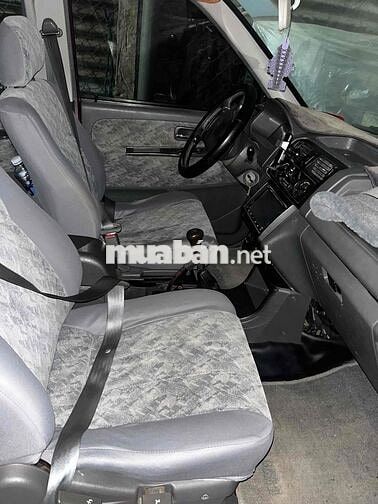 Mitsubishi Jolie Số sàn 7 chỗ màu Đỏ