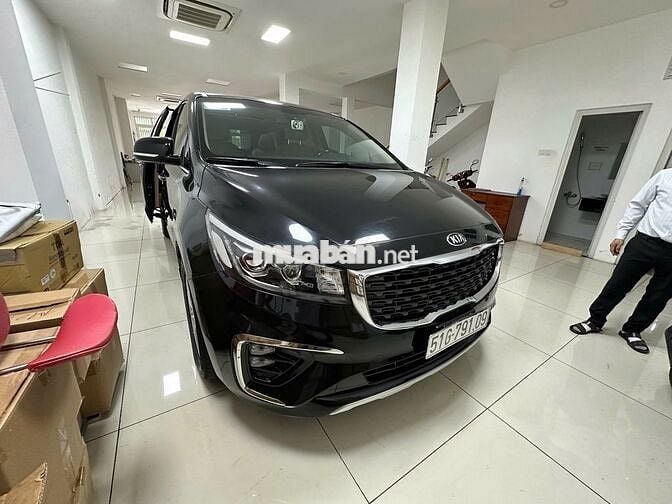 Kia Grand Sedona Platinum G26.713 km như mới